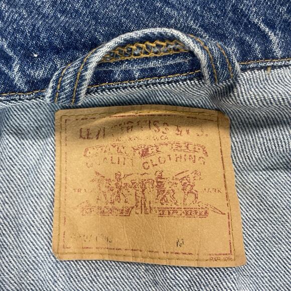 Vintage 90s Levi's Denim Trucker Jacket Mens Size M Made in USA 70507-0389 Retro - Picture 7 of 16